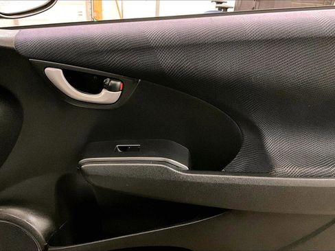 Used 2011 Honda Fit Sport image 25