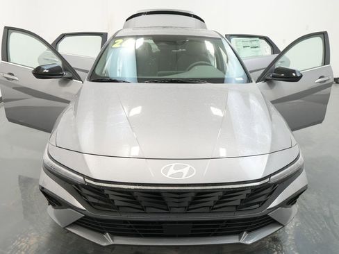 New 2026 Hyundai Elantra SEL Sport image 26