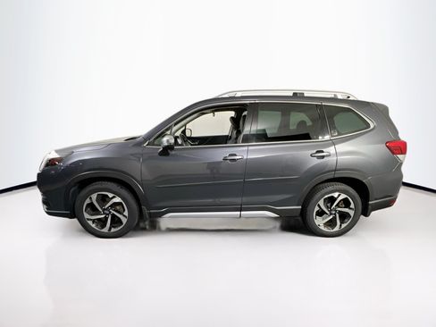 Used 2023 Subaru Forester Touring AWD/4WD image 8