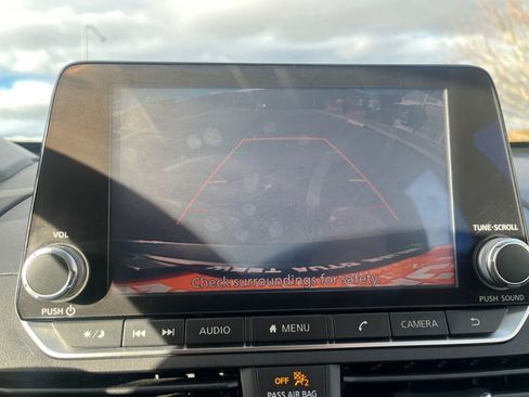 Used 2022 Nissan Altima 2.5 SV FWD image 26
