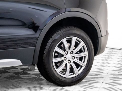 Certified 2023 Cadillac XT4 Premium Luxury image 34