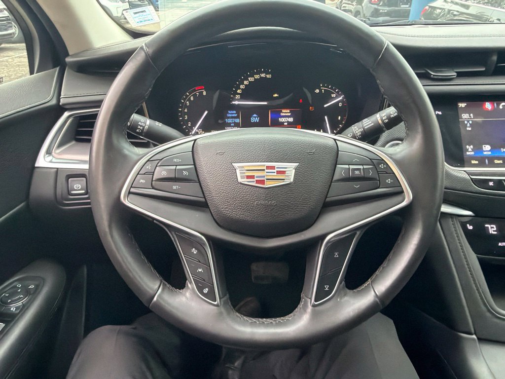 Used 2017 Cadillac XT5 Luxury w/ Driver Awareness Package AWD/4WD image 14