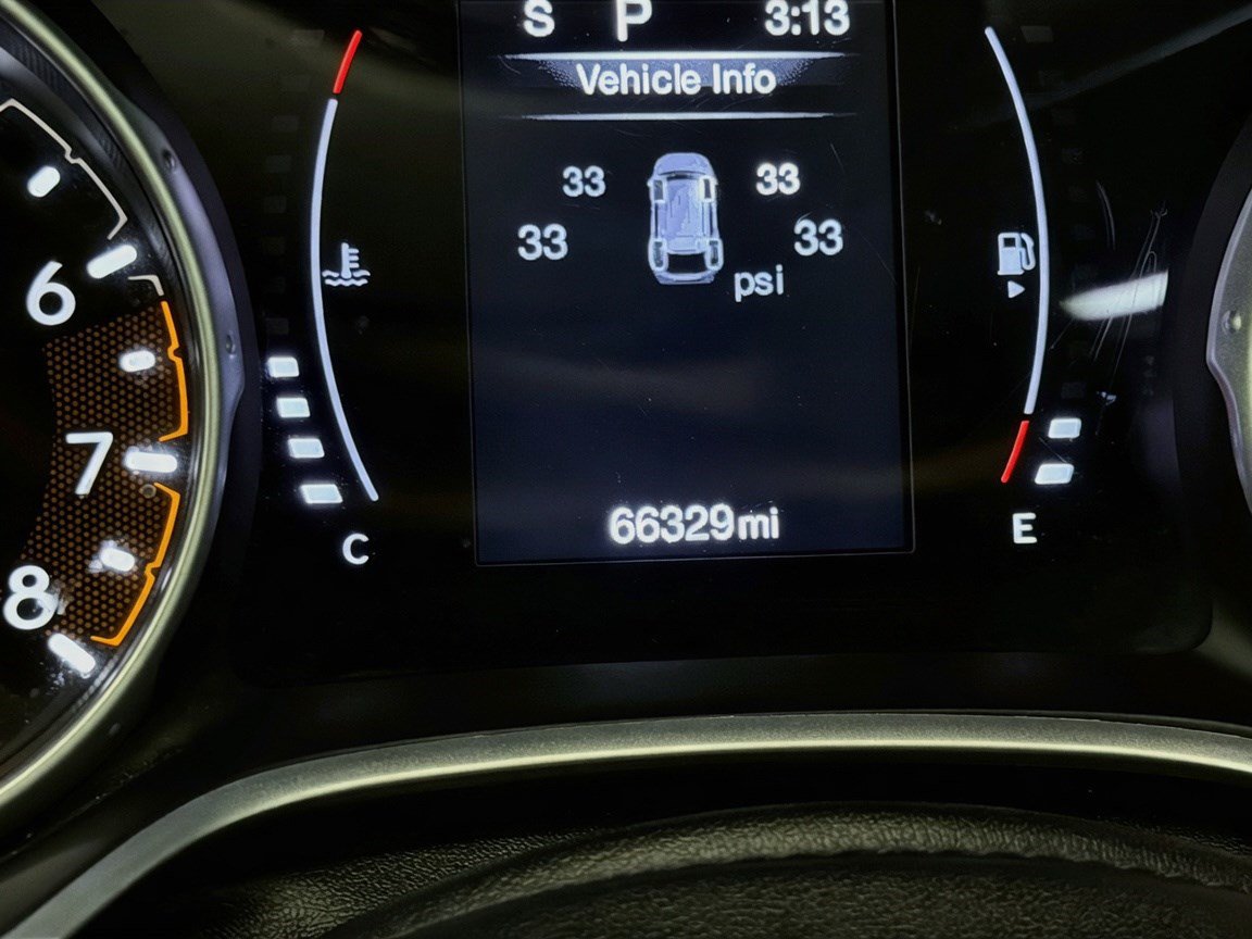 Used 2020 Jeep Compass Latitude FWD image 8