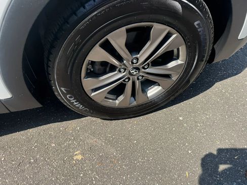 Used 2013 Hyundai Santa Fe Sport w/ Popular Equipment Pkg FWD image 13