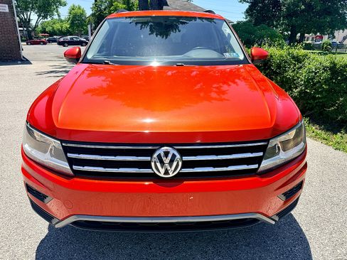 Used 2018 Volkswagen Tiguan SE AWD/4WD image 9