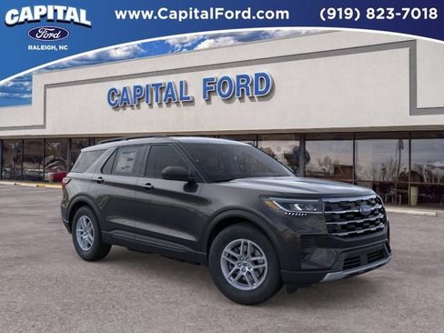 New 2026 Ford Explorer Active RWD image 7