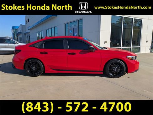 Used 2025 Honda Civic Sport image 3