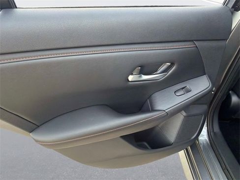 Used 2024 Nissan Sentra SR image 14