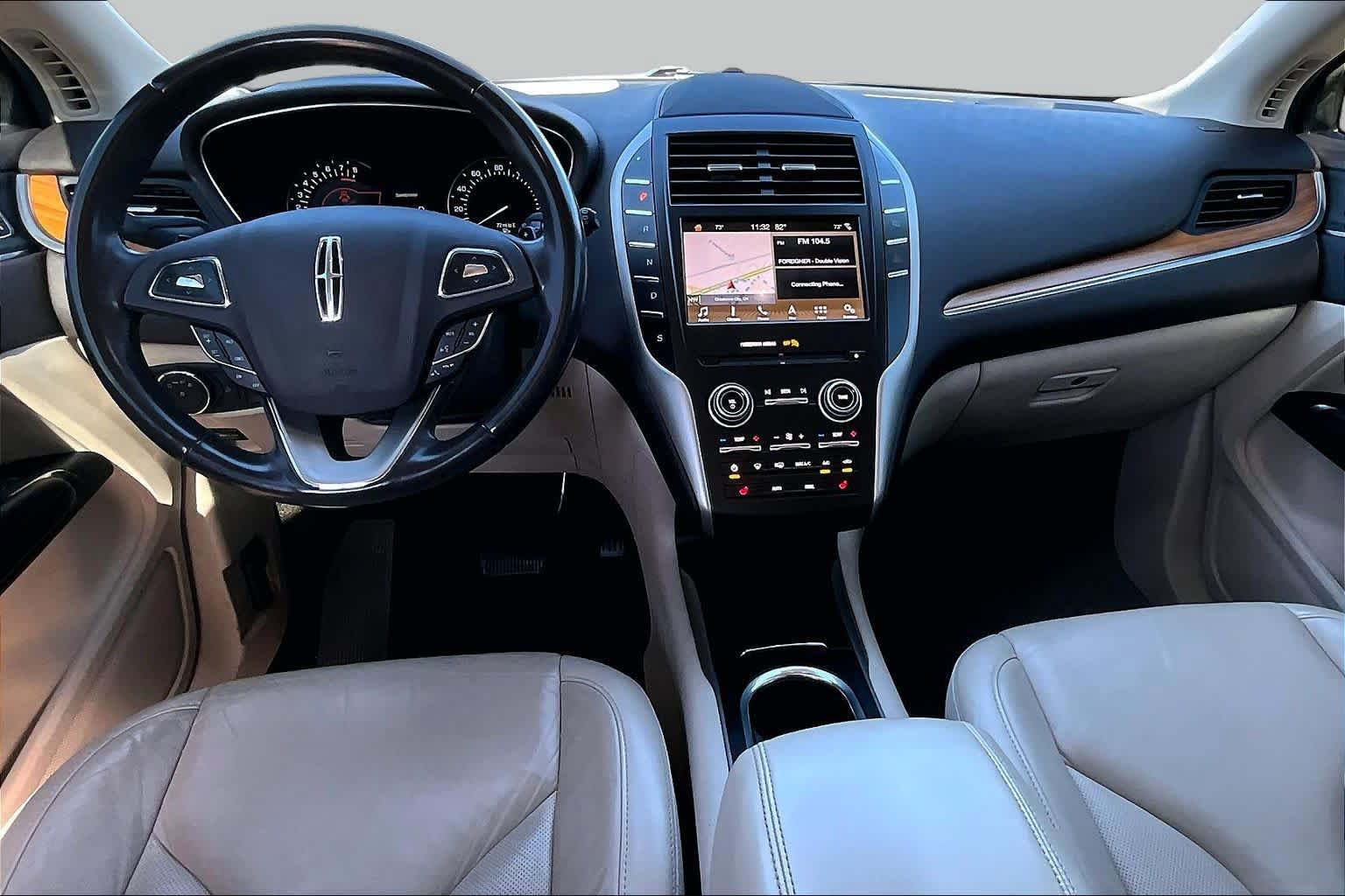 Used 2019 Lincoln MKC Select w/ Select Plus Package FWD image 12