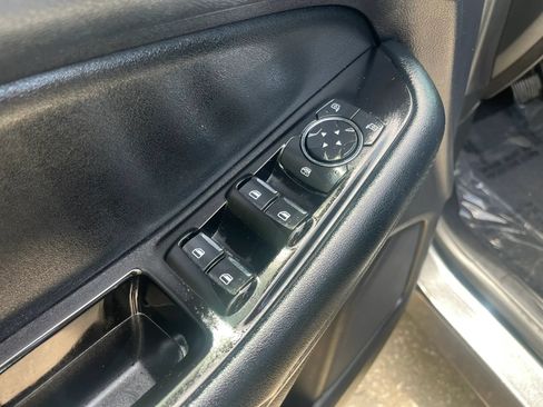 Used 2020 Ford Edge SEL w/ Convenience Package FWD image 12