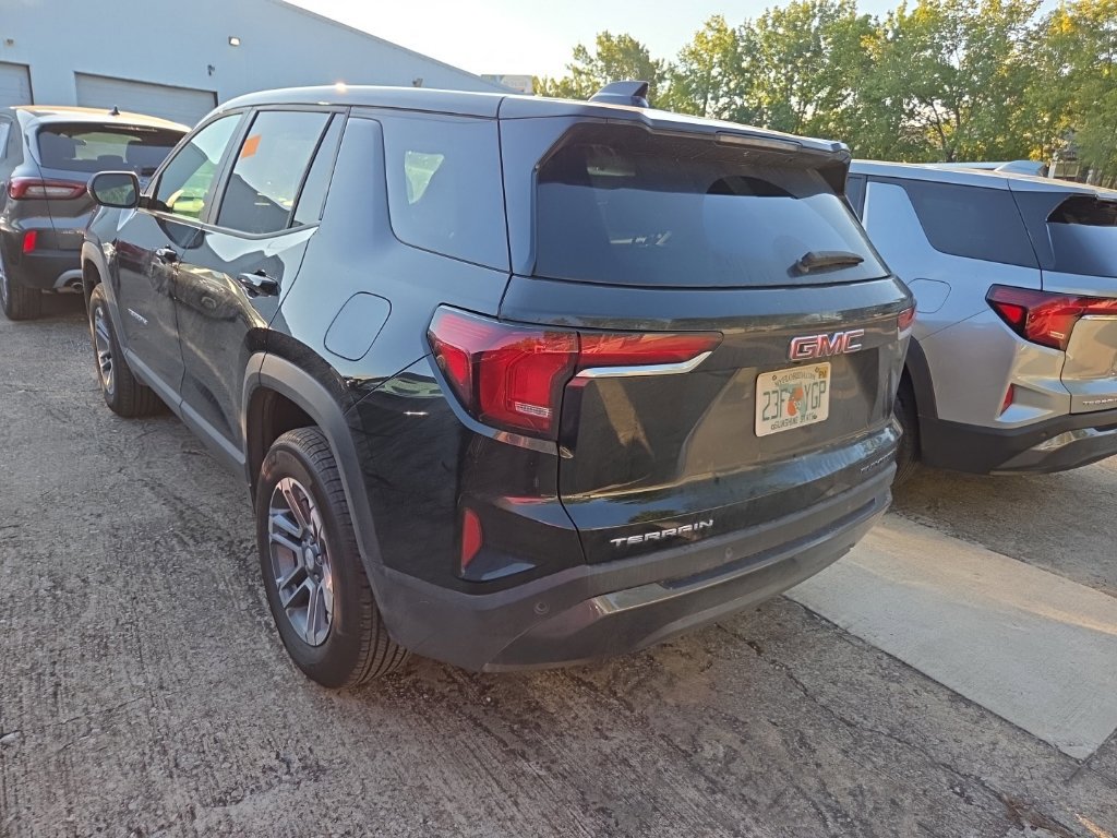 Used 2026 GMC Terrain Elevation FWD image 8