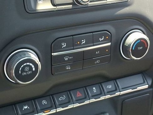 Used 2025 Chevrolet Silverado 1500 W/T RWD image 17