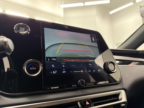 Certified 2025 Lexus RX 350 FWD w/ Technology Package image 24