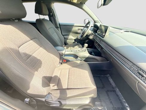 Used 2024 Honda HR-V Sport image 33