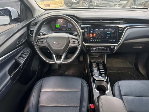 Used 2022 Chevrolet Bolt EUV Premier w/ Sun & Sound Package image 22