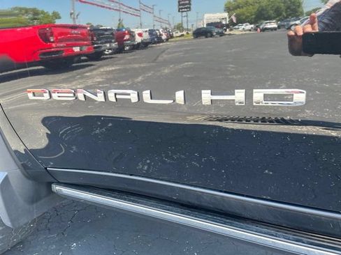 Used 2024 GMC Sierra 2500 Denali Ultimate w/ Max Trailering Package AWD/4WD image 7