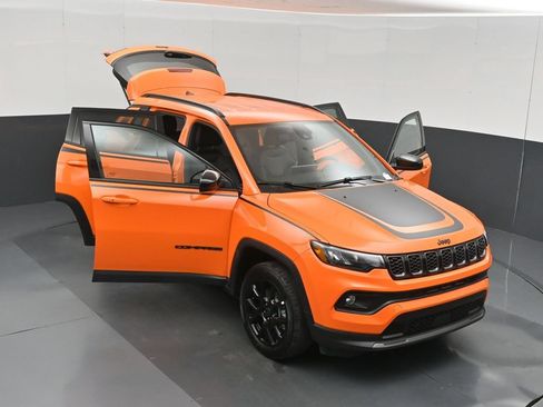 New 2026 Jeep Compass Latitude AWD/4WD image 57