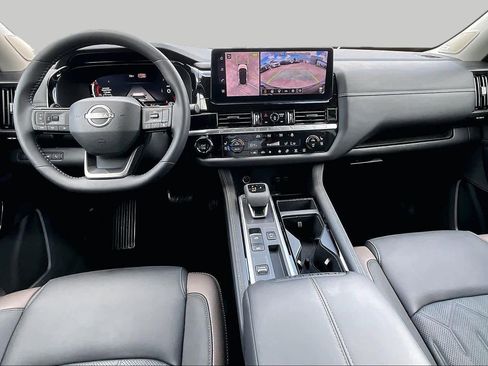 Used 2026 Nissan Pathfinder Platinum w/ Cargo Package FWD image 16