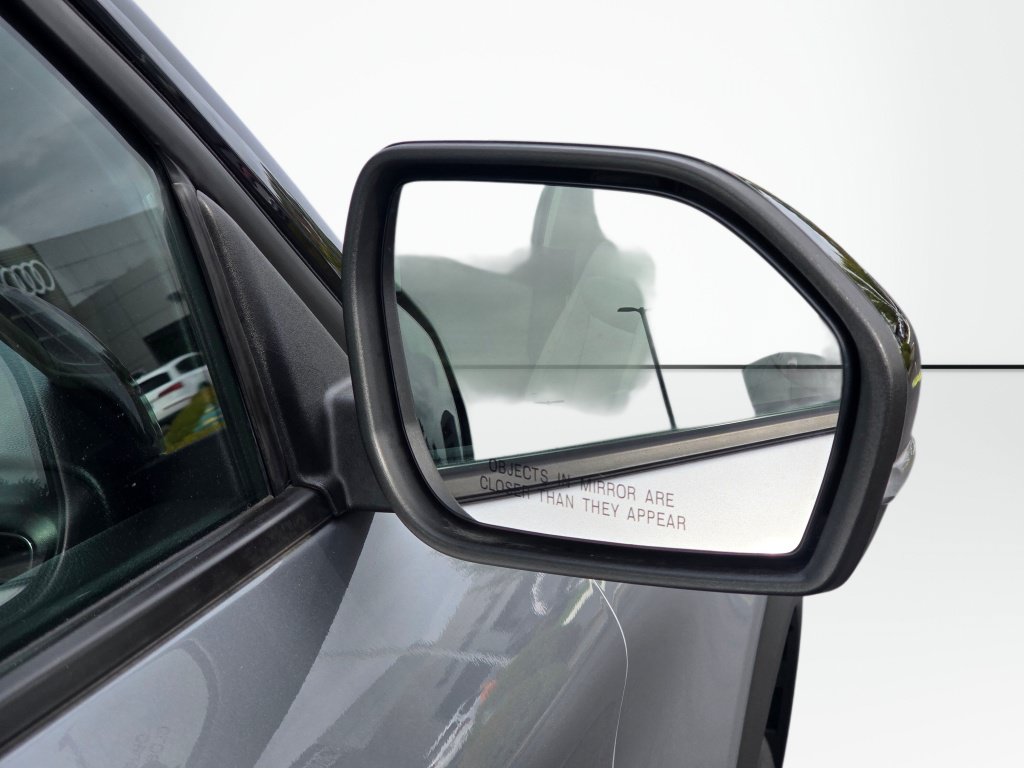 Used 2020 Ford Explorer Limited AWD/4WD image 30
