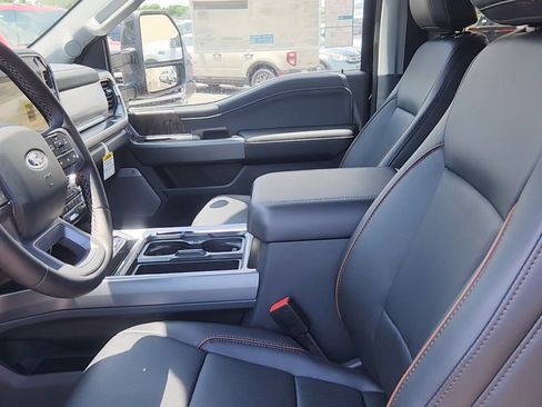 New 2025 Ford F250 Lariat w/ Lariat Ultimate Package image 19