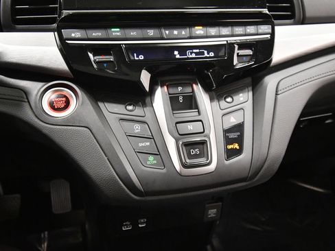 Certified 2025 Honda Odyssey EX-L image 26
