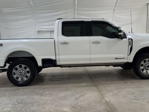 Used 2024 Ford F250 Lariat w/ Lariat Ultimate Package AWD/4WD image 5