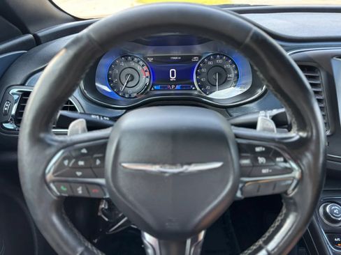 Used 2016 Chrysler 200 S w/ Comfort Group FWD image 16