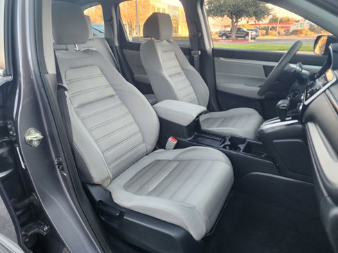 Used 2017 Honda CR-V LX image 15