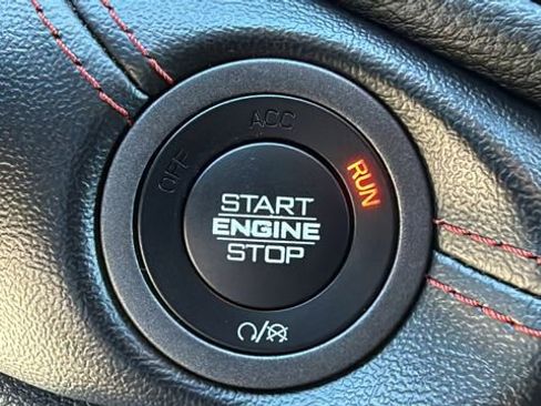 Used 2023 Dodge Durango GT image 17