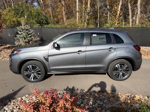 New 2025 Mitsubishi Outlander Sport ES image 2