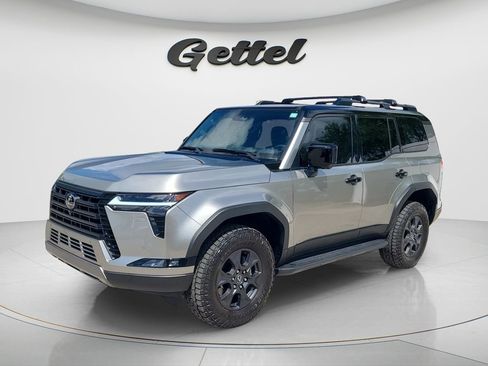Used 2024 Lexus GX 550 image 1