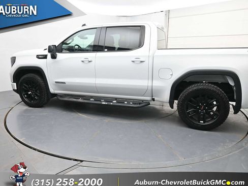 Used 2023 GMC Sierra 1500 Elevation AWD/4WD image 17
