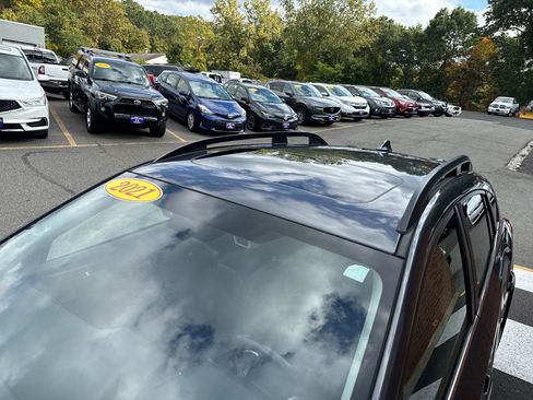 Used 2021 Subaru Crosstrek 2.5i Limited w/ Moonroof Package 1 image 9