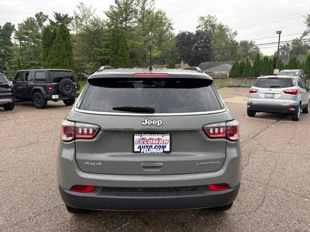 Used 2024 Jeep Compass Limited AWD/4WD image 4
