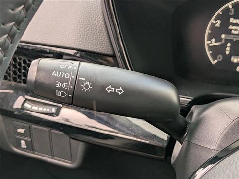 Used 2023 Honda CR-V EX-L image 16