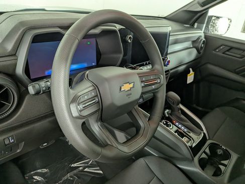 New 2026 Chevrolet Colorado W/T w/ WT Custom Package AWD/4WD image 15