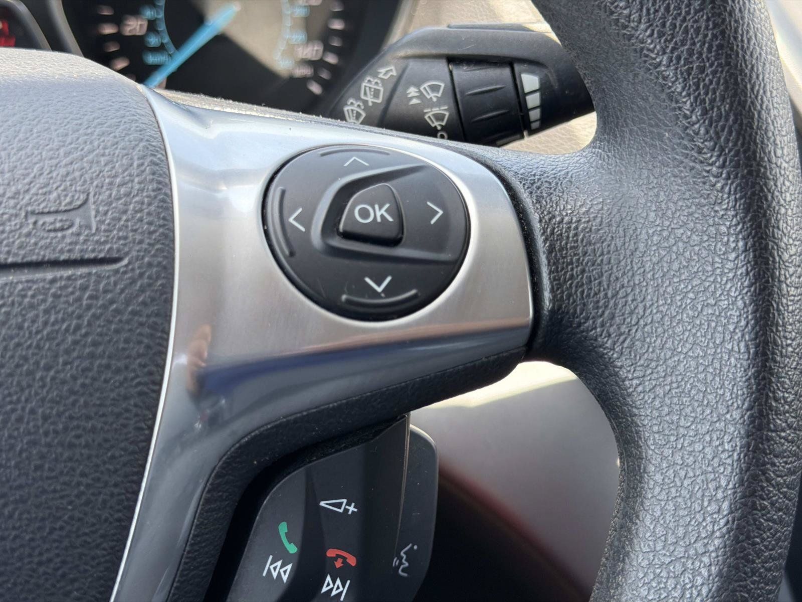 Used 2014 Ford Escape SE FWD image 18