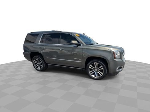 Used 2018 GMC Yukon Denali w/ Denali Ultimate Package AWD/4WD image 2