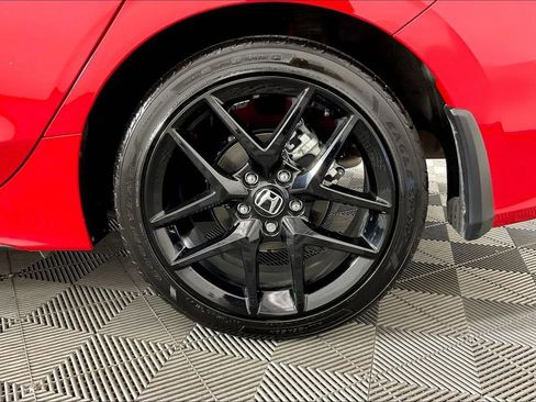Used 2025 Honda Civic Sport image 11