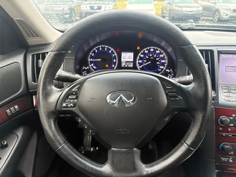 Used 2010 INFINITI G37 G37x Sedan 4D w/ Premium Pkg image 14