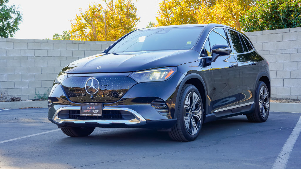 Used 2025 Mercedes-Benz EQE 350+ SUV image 2
