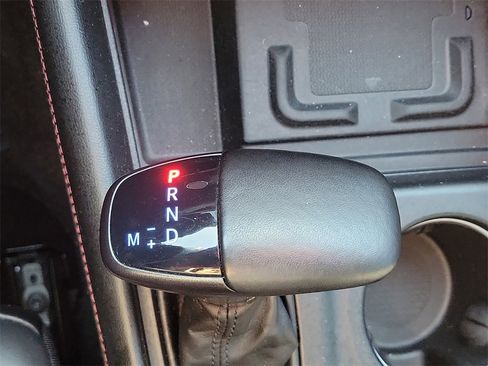 Certified 2022 Dodge Durango R/T w/ Blacktop Package image 32