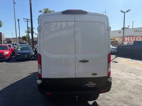 Used 2019 Ford Transit 250 148 Medium Roof RWD image 8