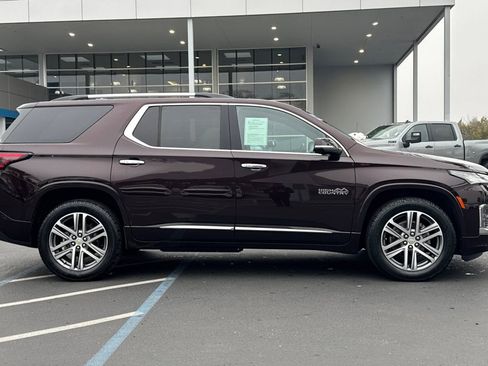 Certified 2023 Chevrolet Traverse High Country image 2