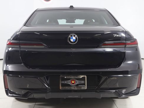 Used 2023 BMW 740i w/ Parking Assistance Package image 63