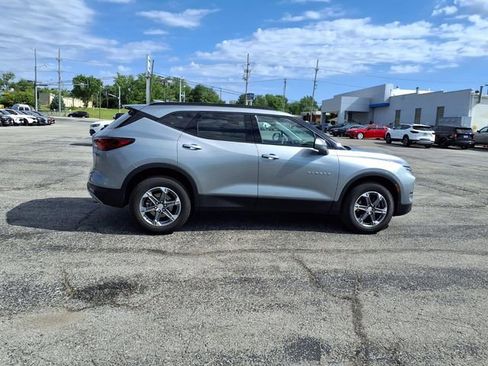 Used 2024 Chevrolet Blazer LT w/ Convenience Package FWD image 16