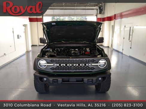 Used 2023 Ford Bronco Badlands w/ Sasquatch Package image 25