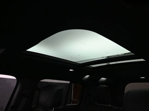 Used 2024 Land Rover Defender 110 Carpathian Edition image 29