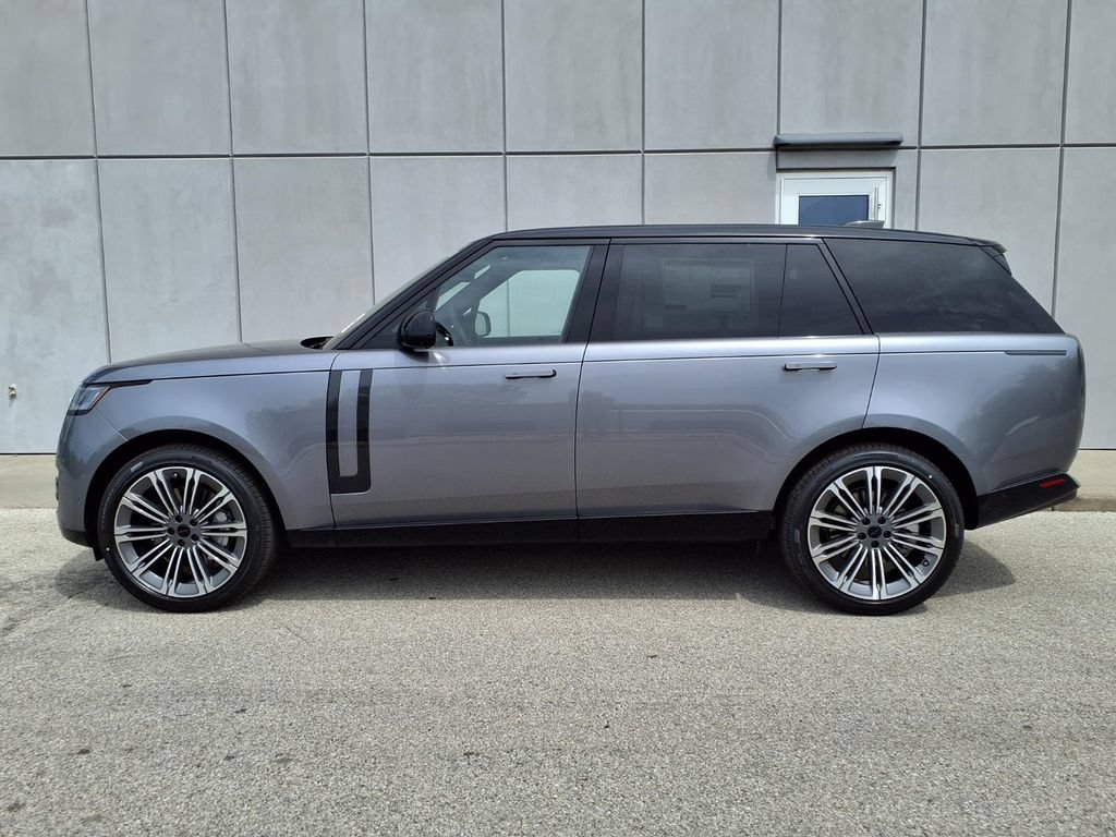 New 2026 Land Rover Range Rover Long Wheelbase SE AWD/4WD image 3