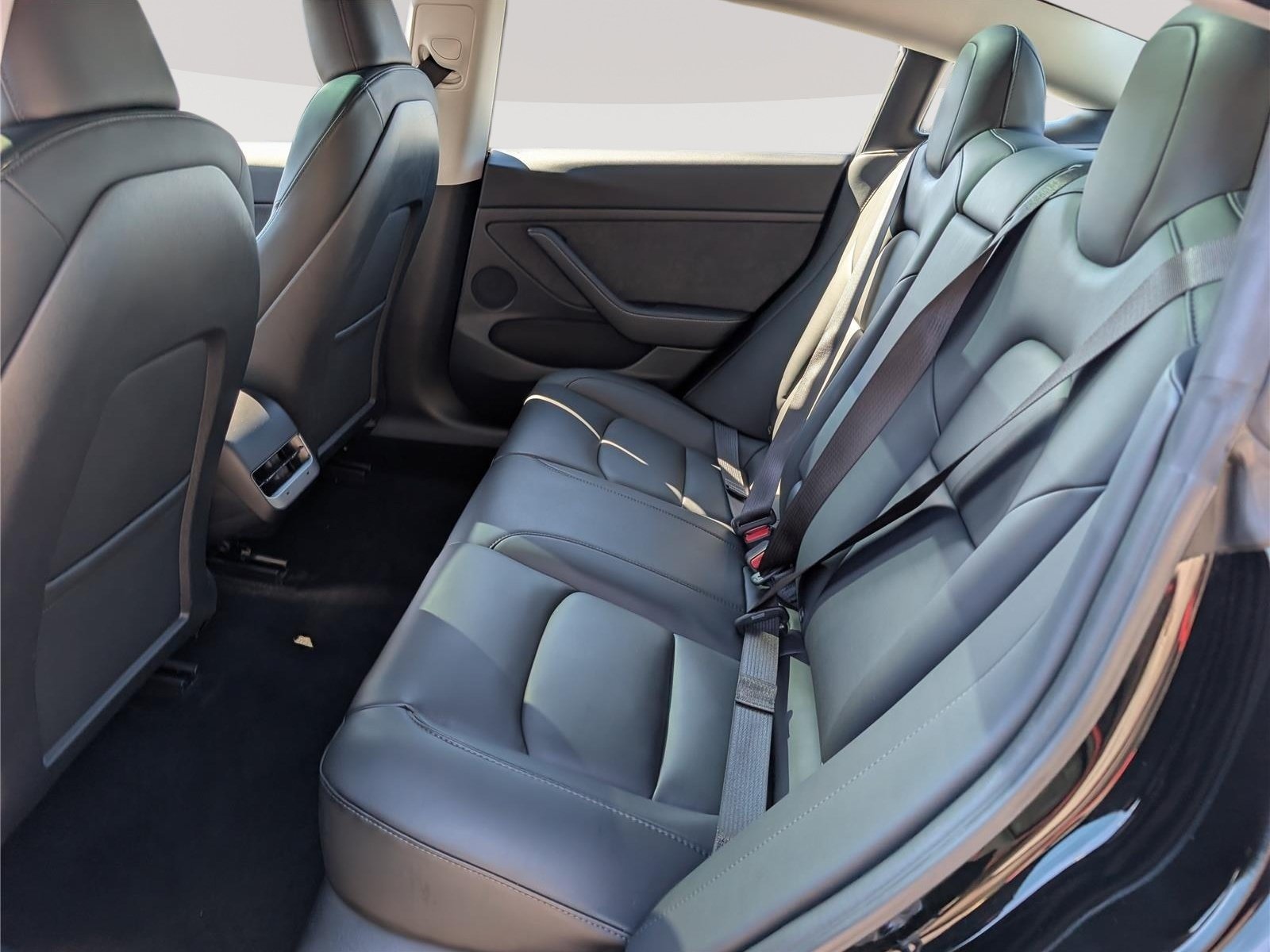Used 2023 Tesla Model 3 Standard Range RWD image 14